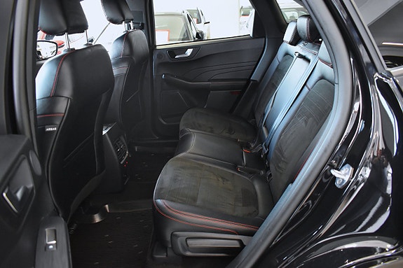 Ford Kuga 10 of 23