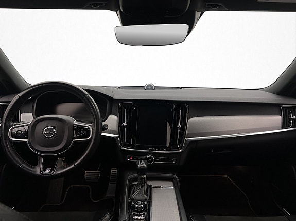 Volvo V90 14 of 30