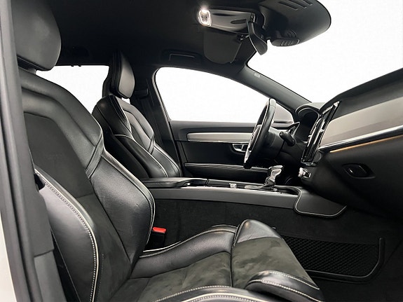 Volvo V90 29 of 30