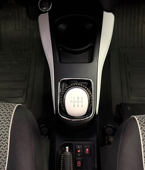 Toyota Yaris 20 of 22