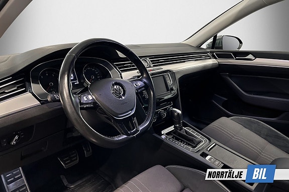 Volkswagen Passat Alltrack 9 of 20