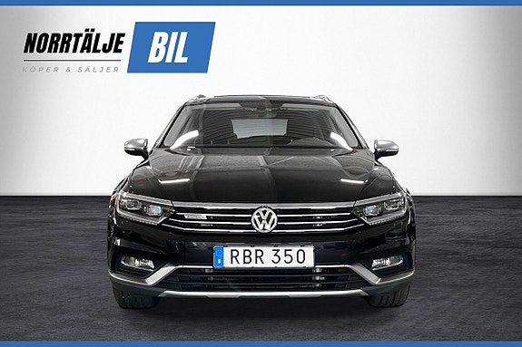 Volkswagen Passat Alltrack 6 of 20
