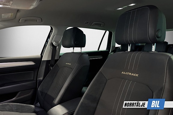 Volkswagen Passat Alltrack 10 of 20