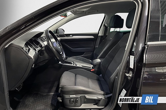 Volkswagen Passat Alltrack 8 of 20