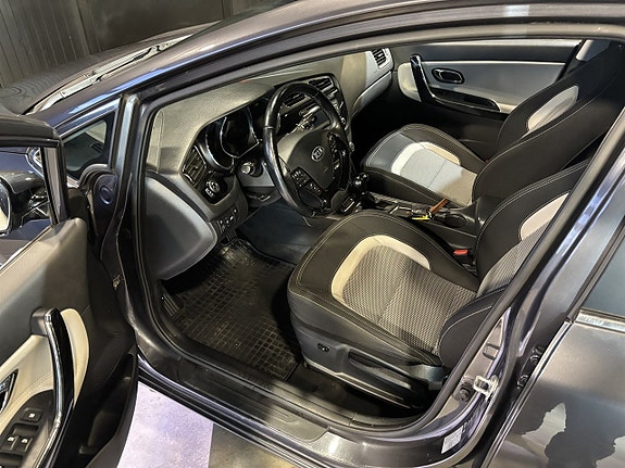 Kia Ceed 7 of 22