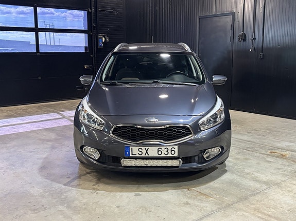 Kia Ceed 2 of 22