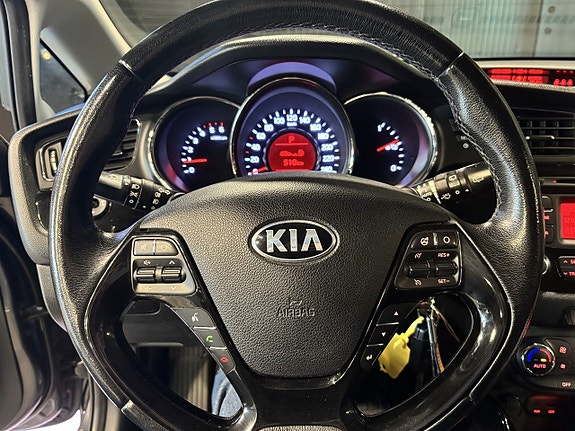 Kia Ceed 15 of 22
