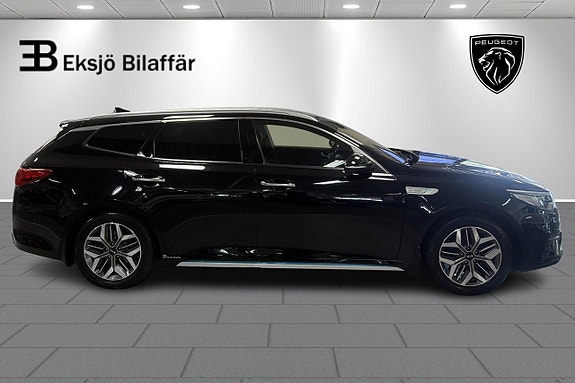 Kia Optima 4 of 23