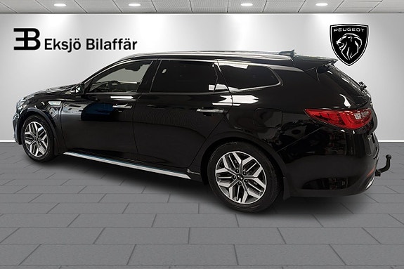 Kia Optima 7 of 23