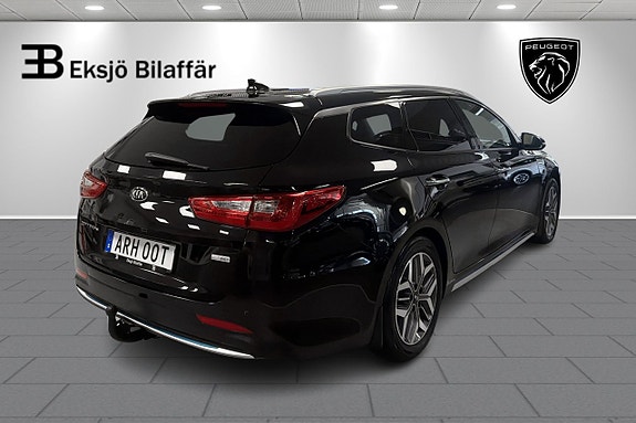 Kia Optima 5 of 23