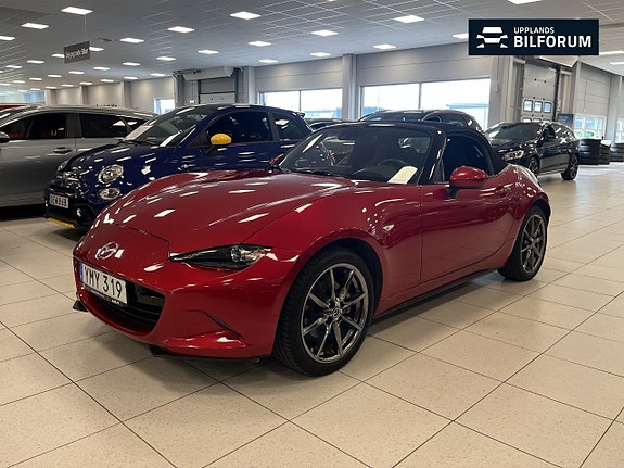 Mazda MX-5 15 of 17