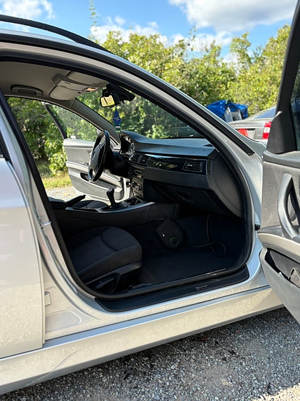 BMW 320d 14 of 20