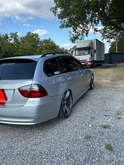 BMW 320d 9 of 20