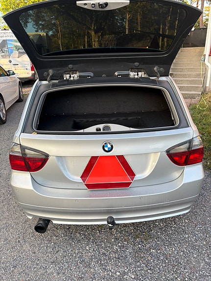 BMW 320d 21 of 21