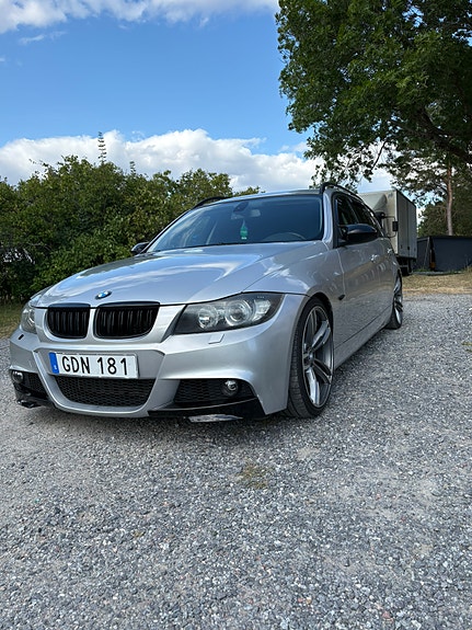 BMW 320d 12 of 20