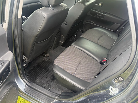 Kia Ceed 5 of 6