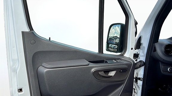 Mercedes-Benz Sprinter 317 9 of 10