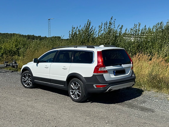 Volvo XC70 4 of 5