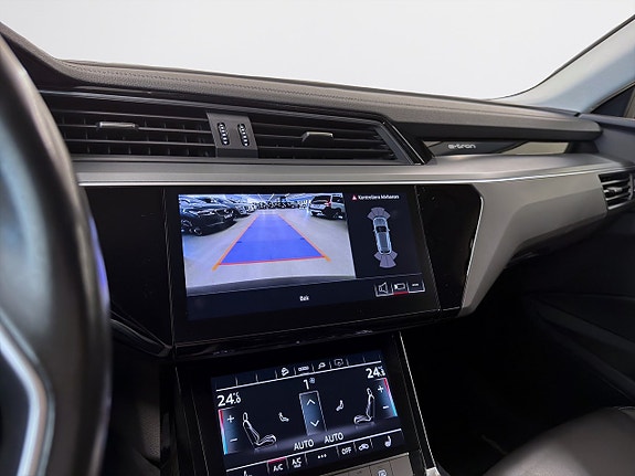 Audi Q8 23 of 23