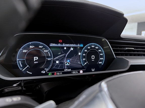 Audi Q8 14 of 23