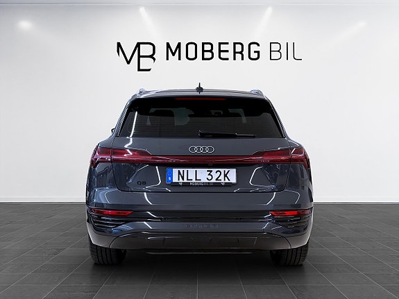 Audi Q8 6 of 23