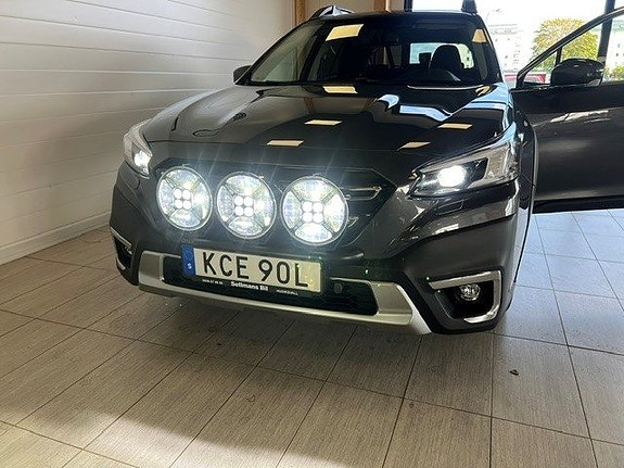 Subaru Outback 3 of 11
