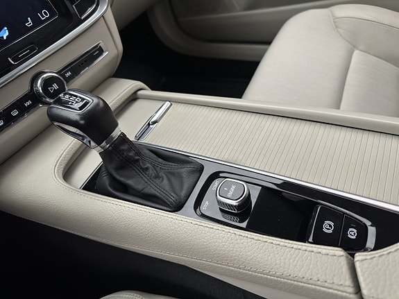 Volvo V90 25 of 30