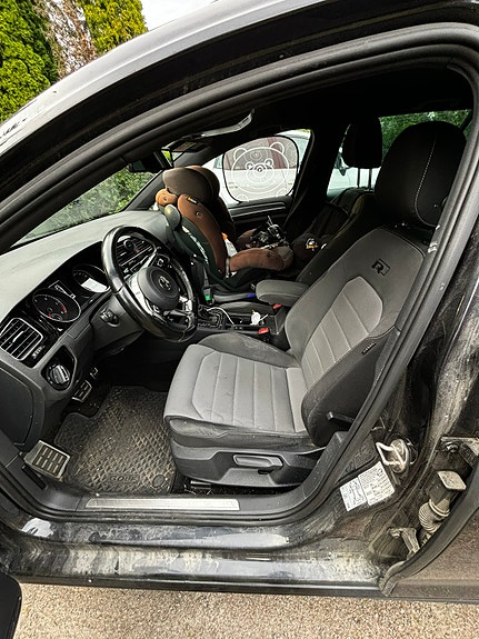 Volkswagen Golf VII 4 of 6