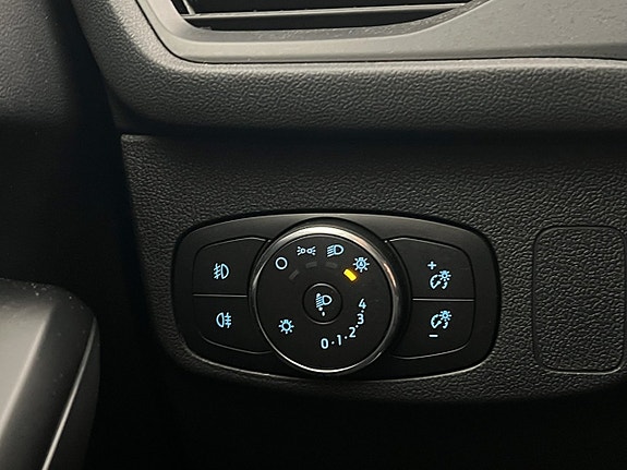 Ford Focus 13 of 30