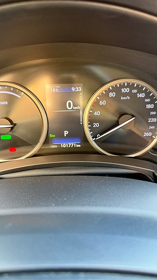 Lexus NX300h 13 of 13