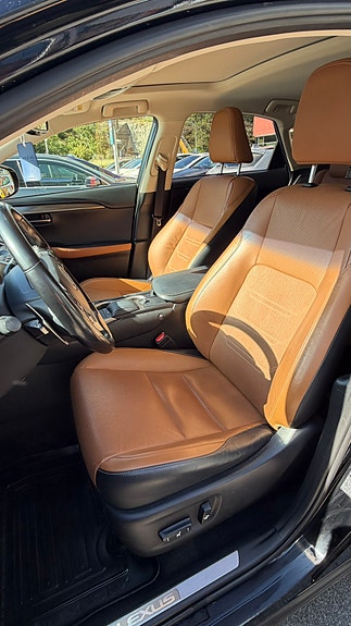 Lexus NX300h 5 of 13