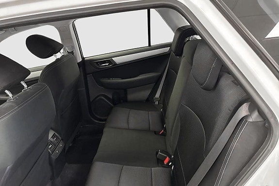 Subaru Outback 8 of 11