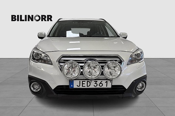 Subaru Outback 5 of 11