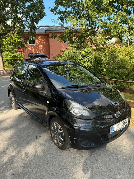 Toyota Aygo 4 of 6
