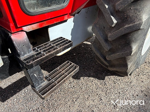 Traktor - Massey Ferguson 590 4WD 24 of 30