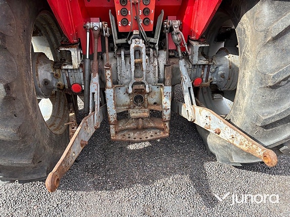Traktor - Massey Ferguson 590 4WD 14 of 30