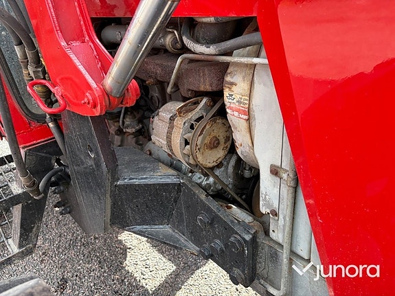 Traktor - Massey Ferguson 590 4WD 20 of 30