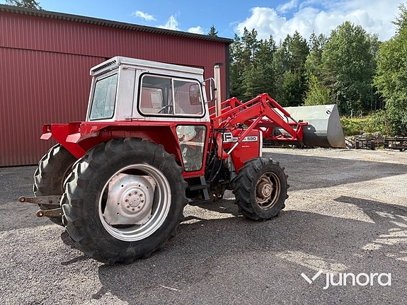 Traktor - Massey Ferguson 590 4WD 3 of 30