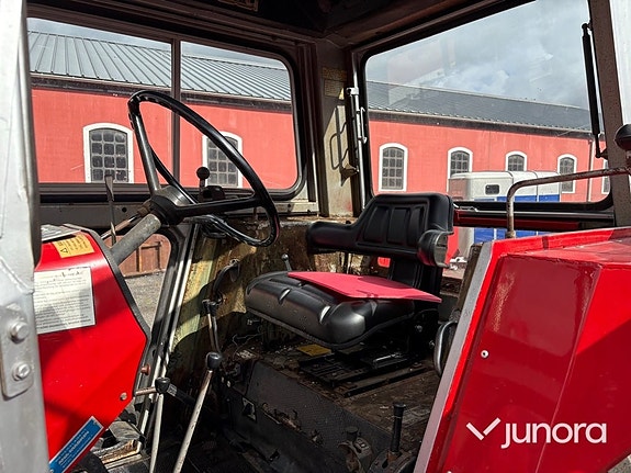 Traktor - Massey Ferguson 590 4WD 29 of 30