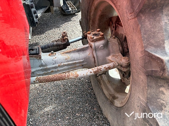Traktor - Massey Ferguson 590 4WD 18 of 30