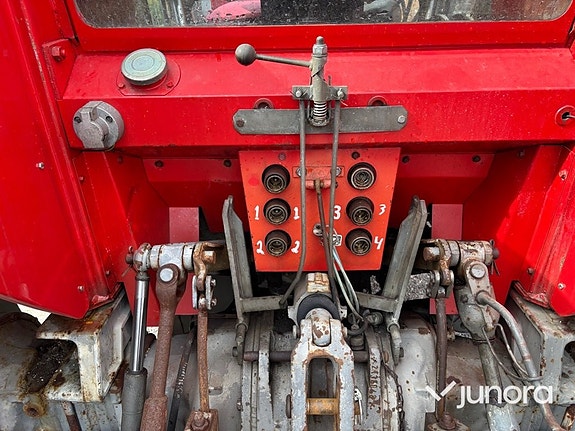 Traktor - Massey Ferguson 590 4WD 15 of 30