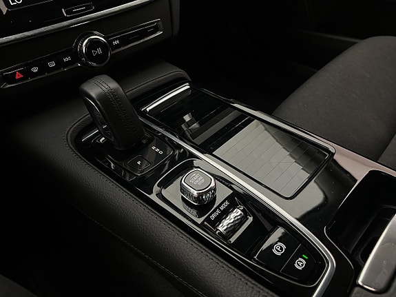 Volvo V90 28 of 30