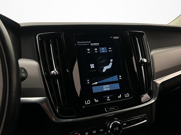 Volvo V90 24 of 30