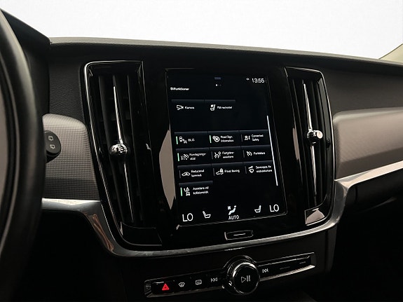 Volvo V90 27 of 30