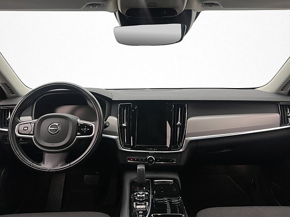 Volvo V90 13 of 30