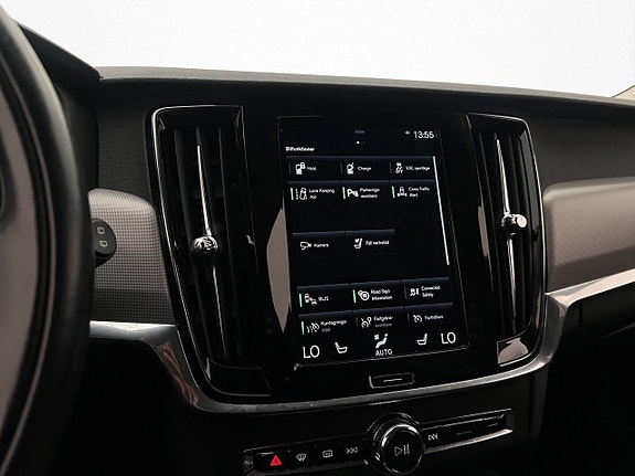 Volvo V90 26 of 30