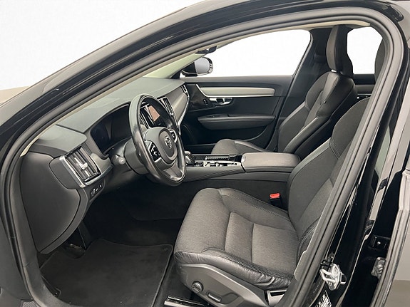 Volvo V90 12 of 30