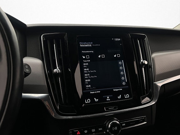 Volvo V90 25 of 30