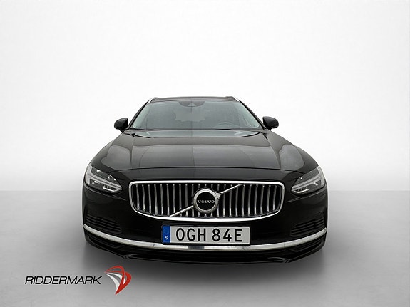 Volvo V90 2 of 30