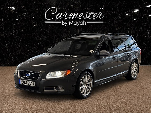Volvo V70 2 of 19